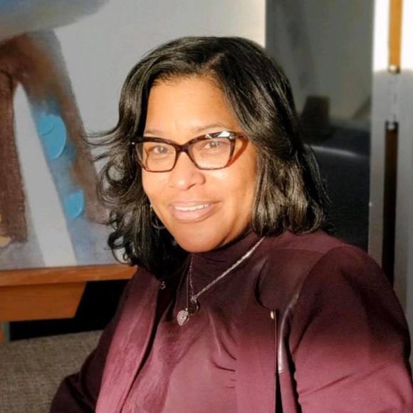 Meet your Posher, Deborah - Picture 1 of 1